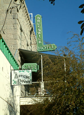 Hotel Brunswick signs
