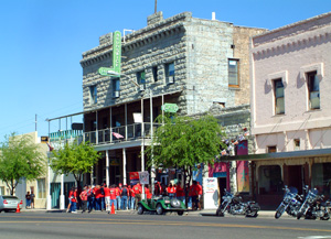 Hotel Brunswick on Route 66 in Kingman, AZ